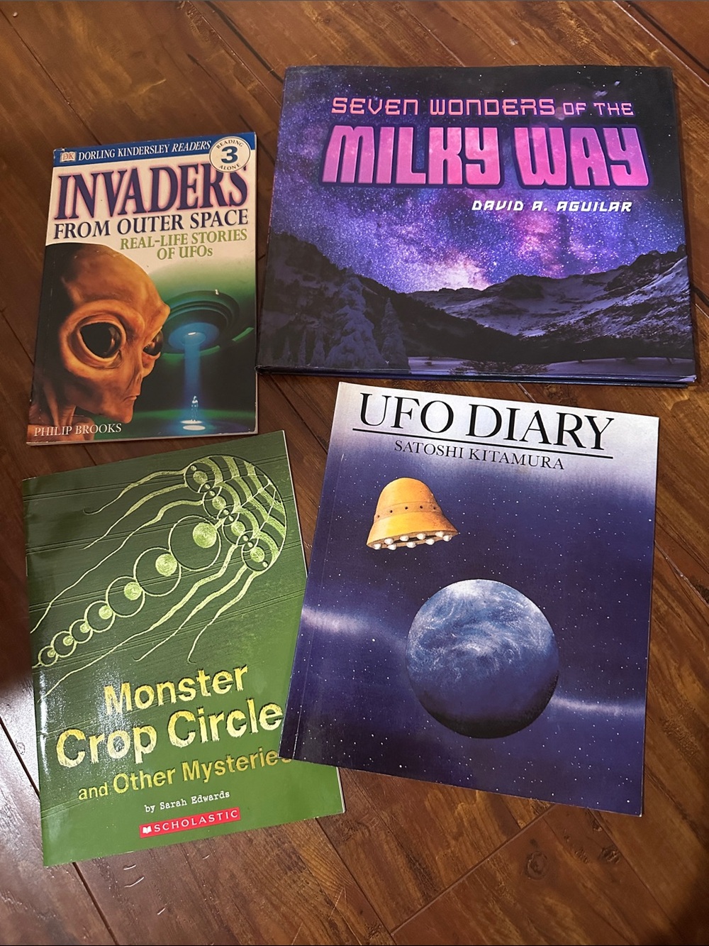 Space UFO Mystery 4 Book Lot Milky Way Crop Circles Aliens Homeschool STEM